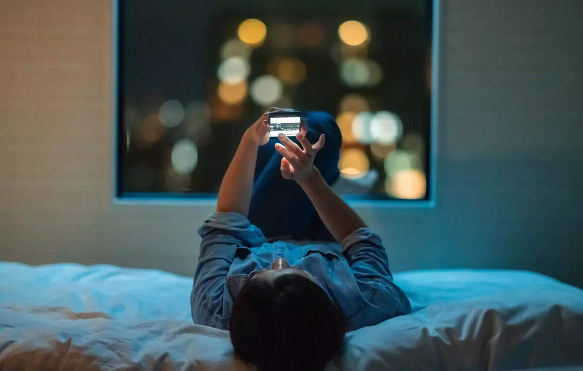 Smartphone Addiction in Med Students | ABnewz